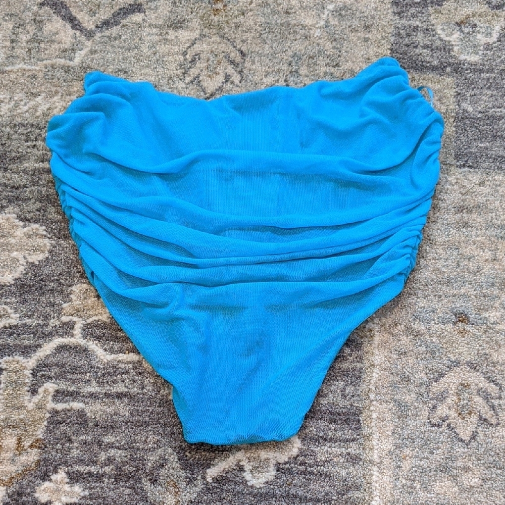 Tic Toc Blue Ruched Strapless Top